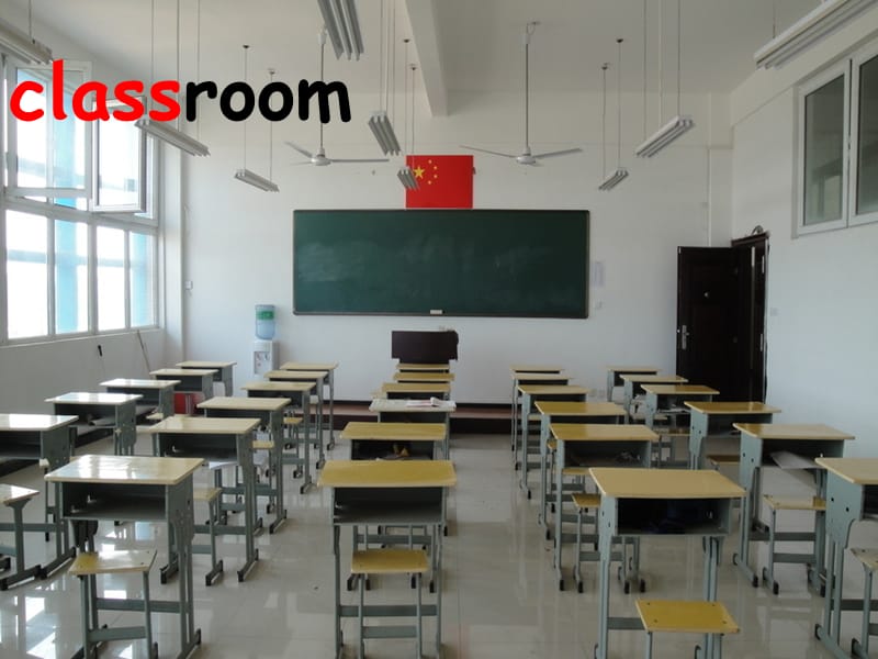 新版PEP小学英语四年级下册Unit1_My_school_A_Let’s_learn课件ppt_第3页