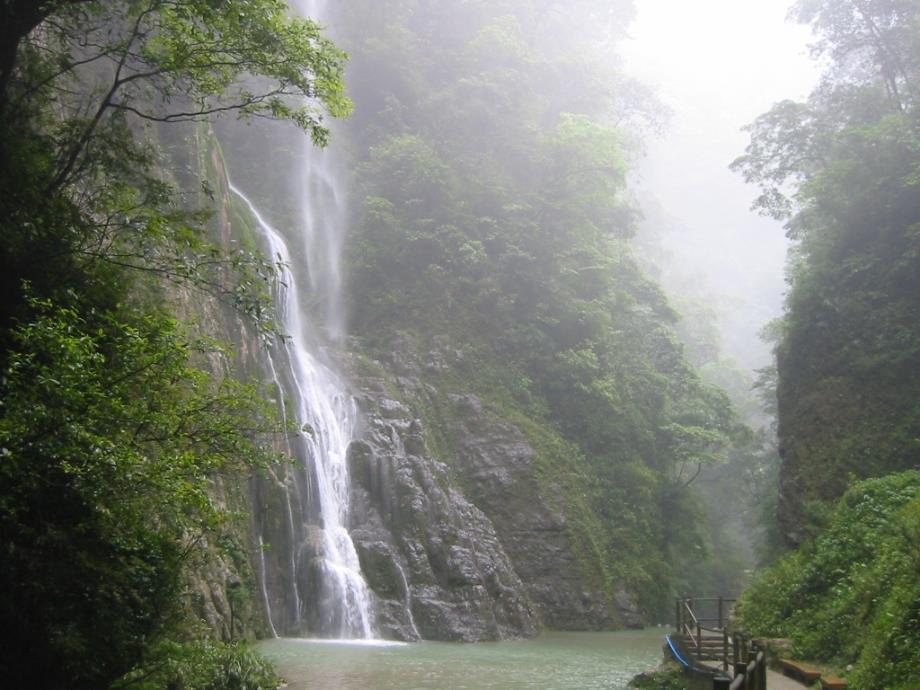 土力学土的压缩性及地基沉降_第1页